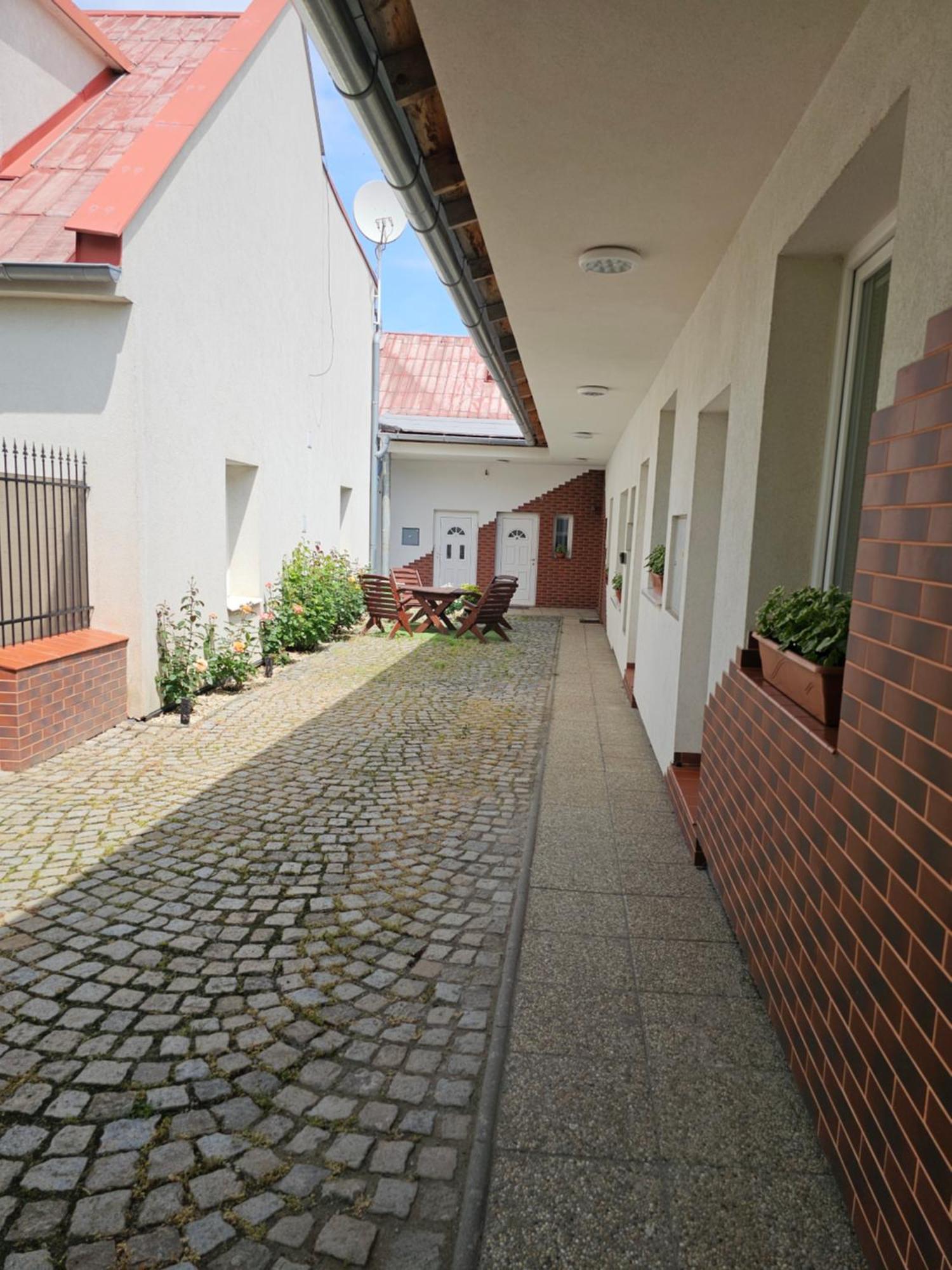 Olomouc New2 Apartment Екстериор снимка